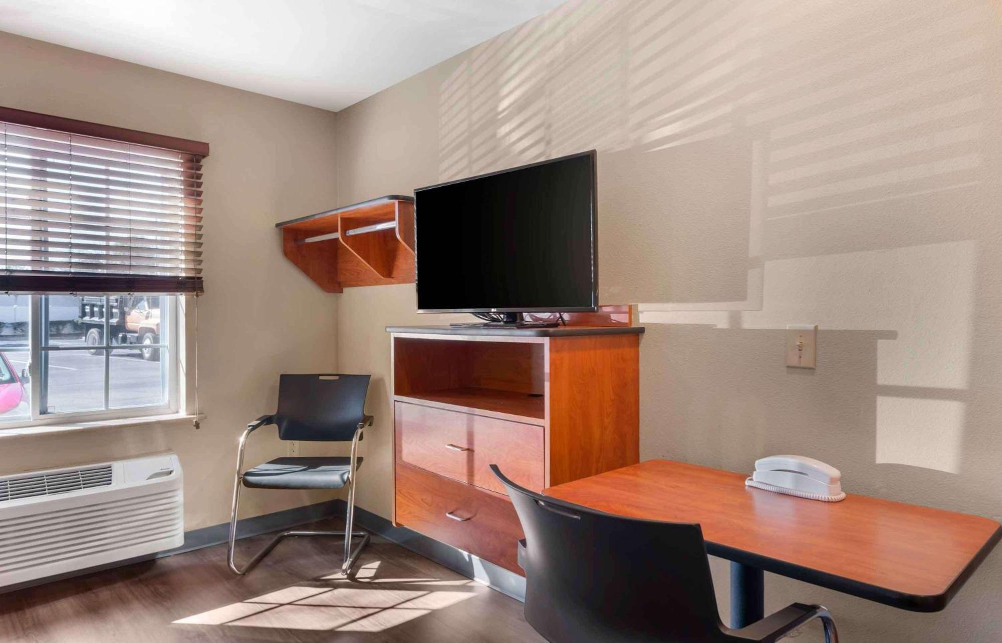 Extended Stay America Select Suites - Jacksonville - North Екстериор снимка
