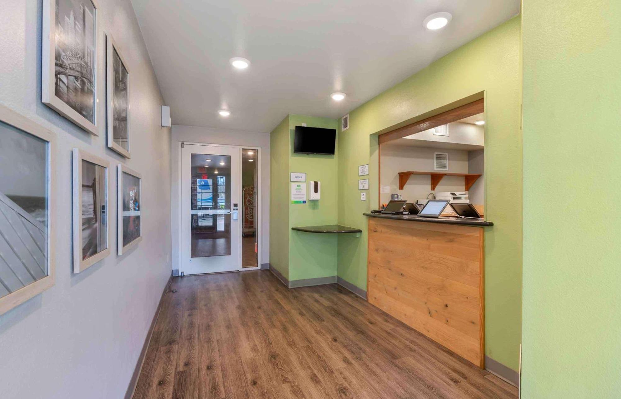 Extended Stay America Select Suites - Jacksonville - North Екстериор снимка